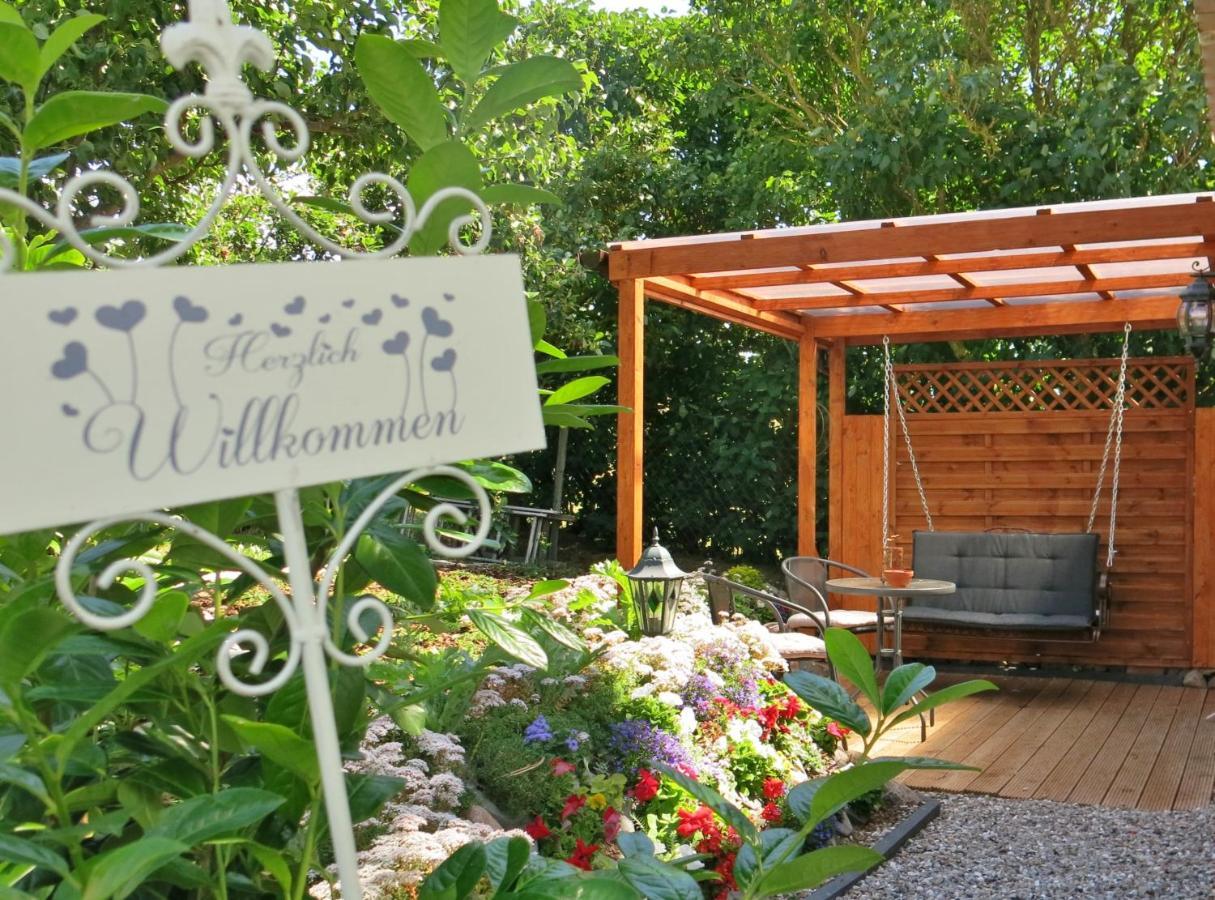 Buelows Kleines Ferienhaus Thiessow Kültér fotó